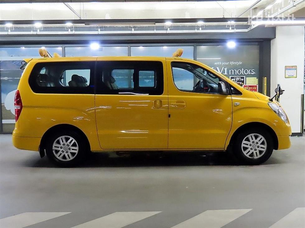 Hyundai Starex — miniaturë 3