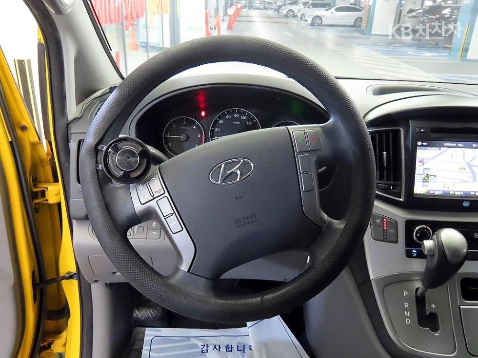 Hyundai Starex — miniaturë 9