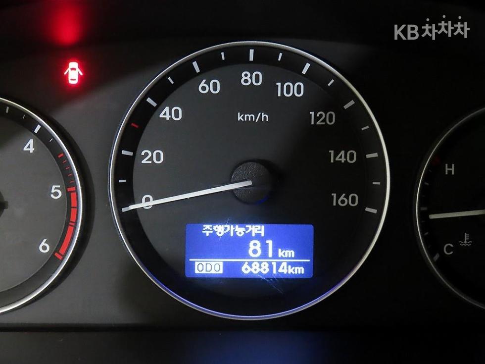 Hyundai Starex — miniaturë 10