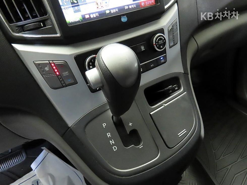 Hyundai Starex — miniaturë 13