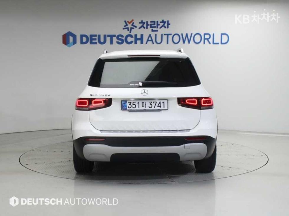 Mercedes-Benz GLB, 2021, фотография 4