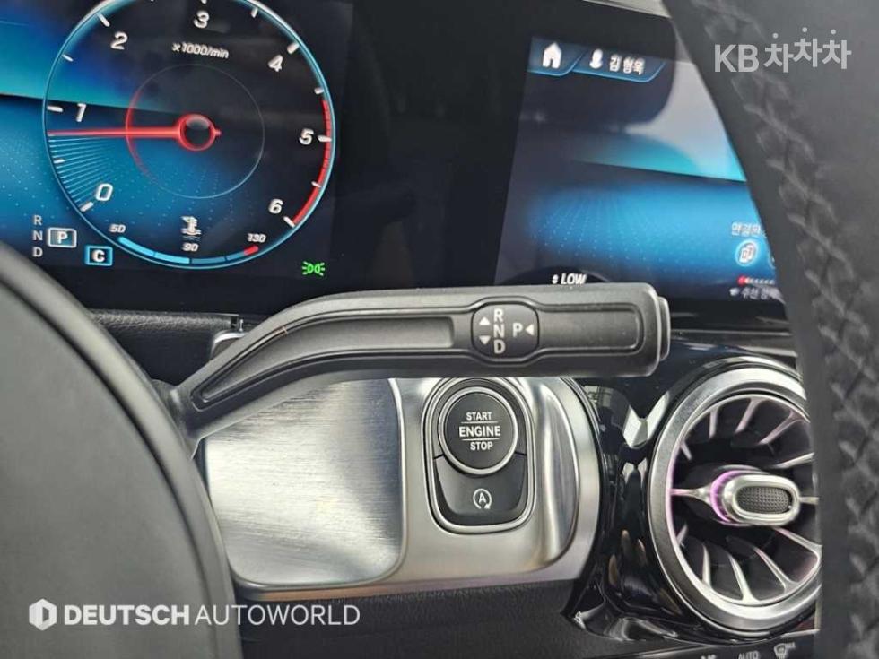 Mercedes-Benz GLB, 2021, фотография 9