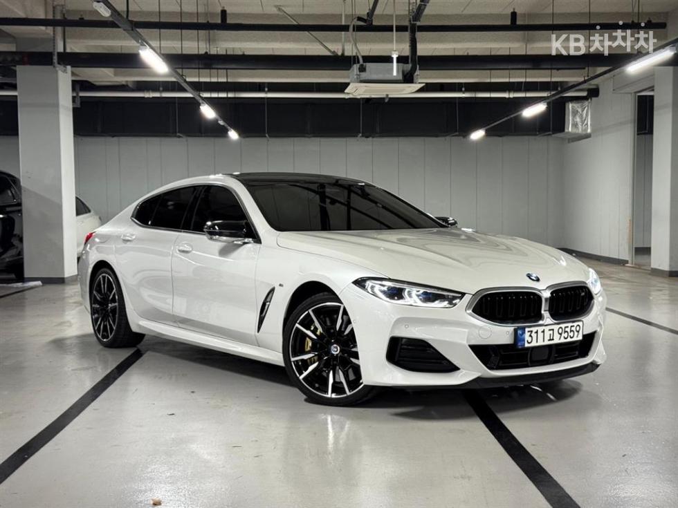 BMW 8-Series