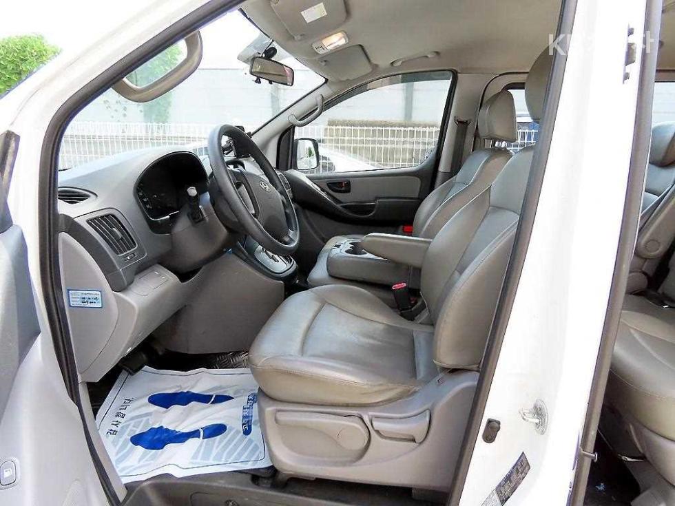 Hyundai Starex — miniaturë 5