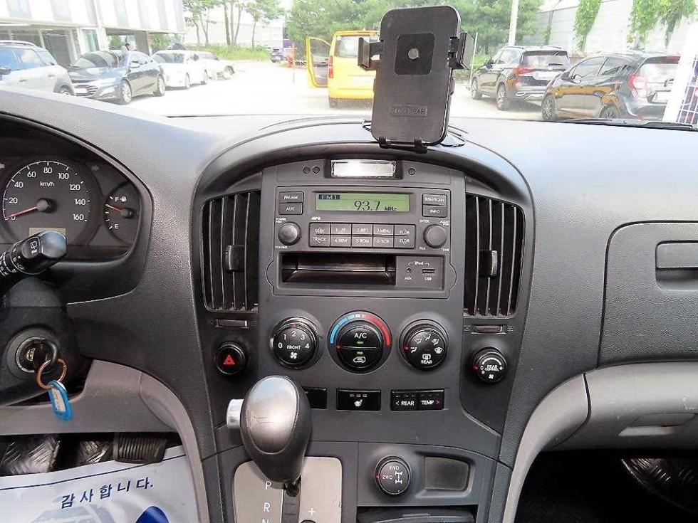 Hyundai Starex — miniaturë 14