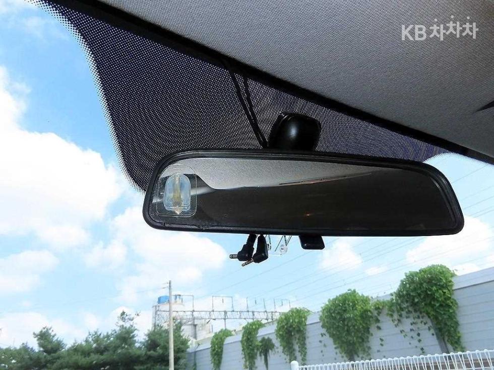 Hyundai Starex — miniaturë 15