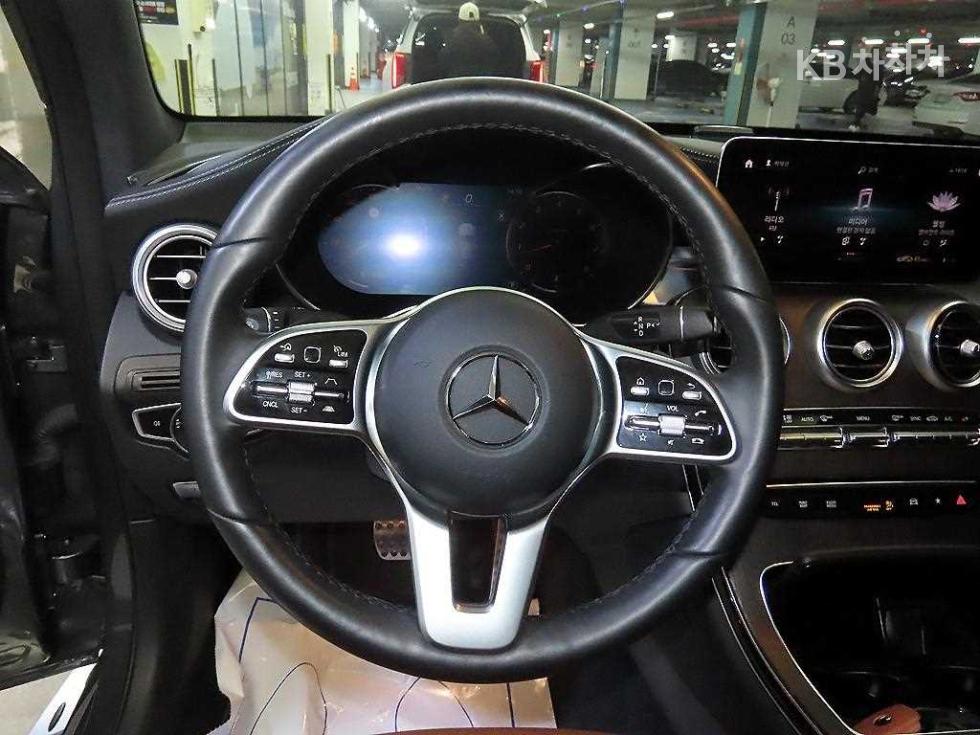 Mercedes-Benz GLC, 2022, фотография 8