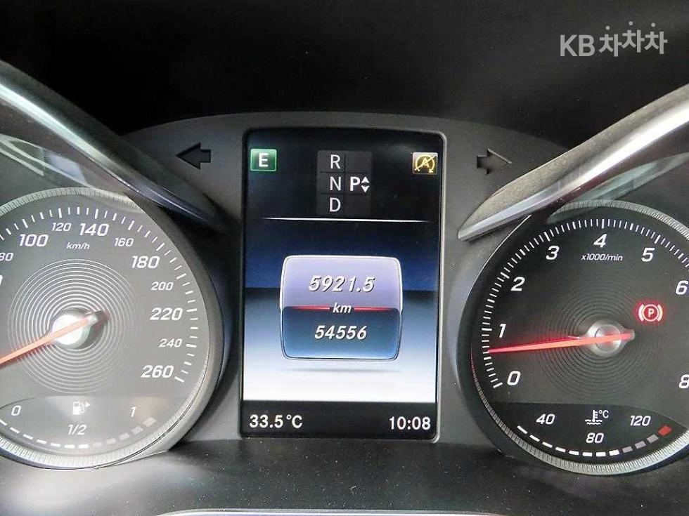 Mercedes-Benz C-klasse, 2017, фотография 9