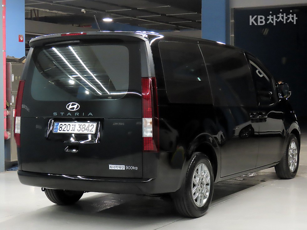 Hyundai Staria — miniaturë 4