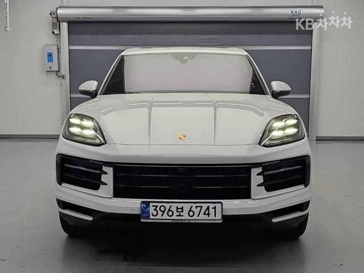Porsche Cayenne — miniaturë 2