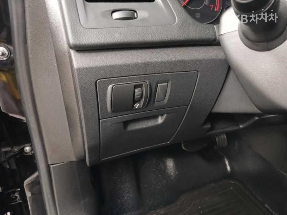 Renault SM5 — miniaturë 12