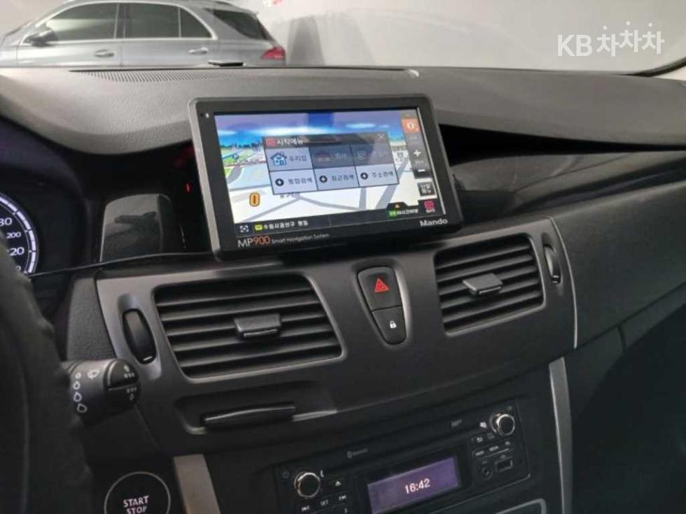 Renault SM5 — miniaturë 14