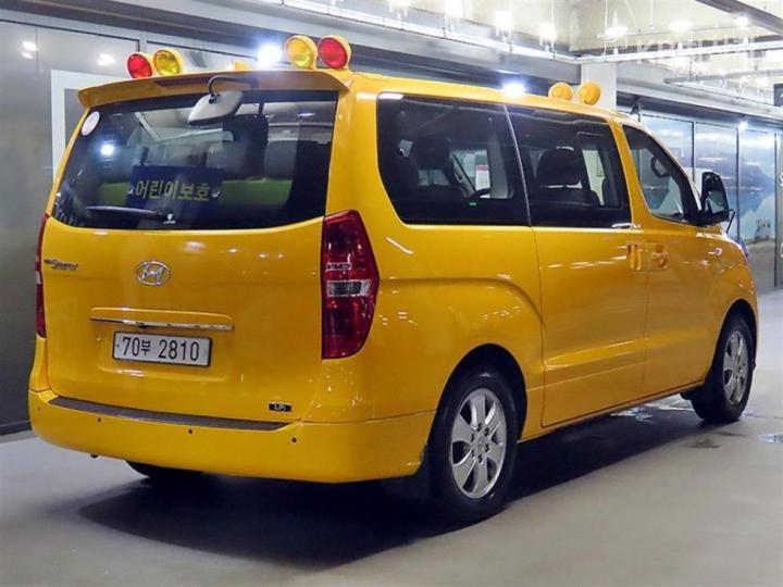Hyundai Starex — miniaturë 4