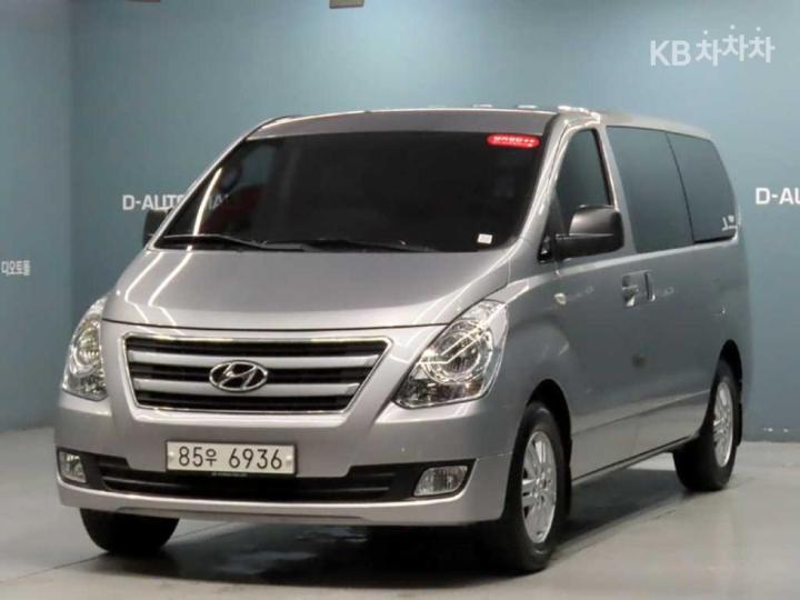 Hyundai Starex 3인승 밴 스마트 — foto 1