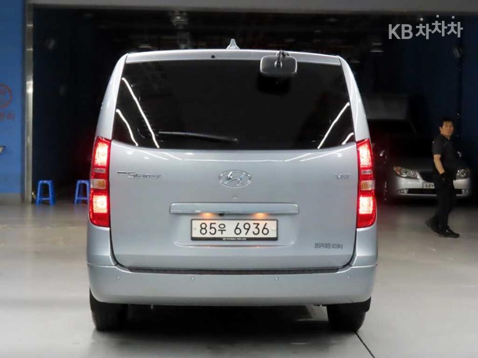 Hyundai Starex — miniaturë 3