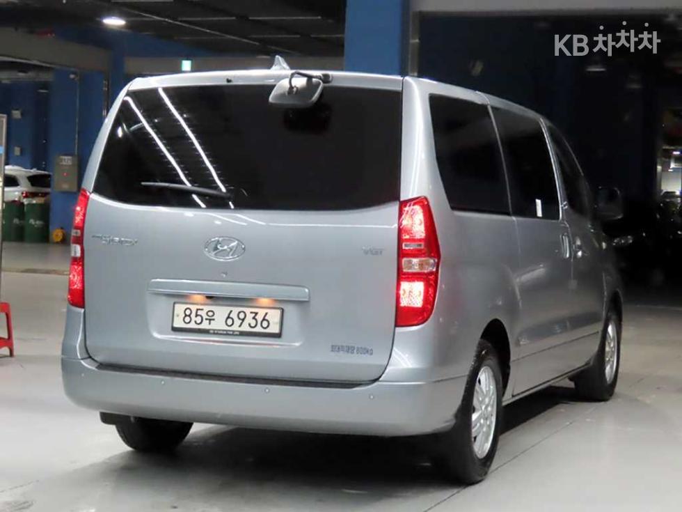 Hyundai Starex — miniaturë 4