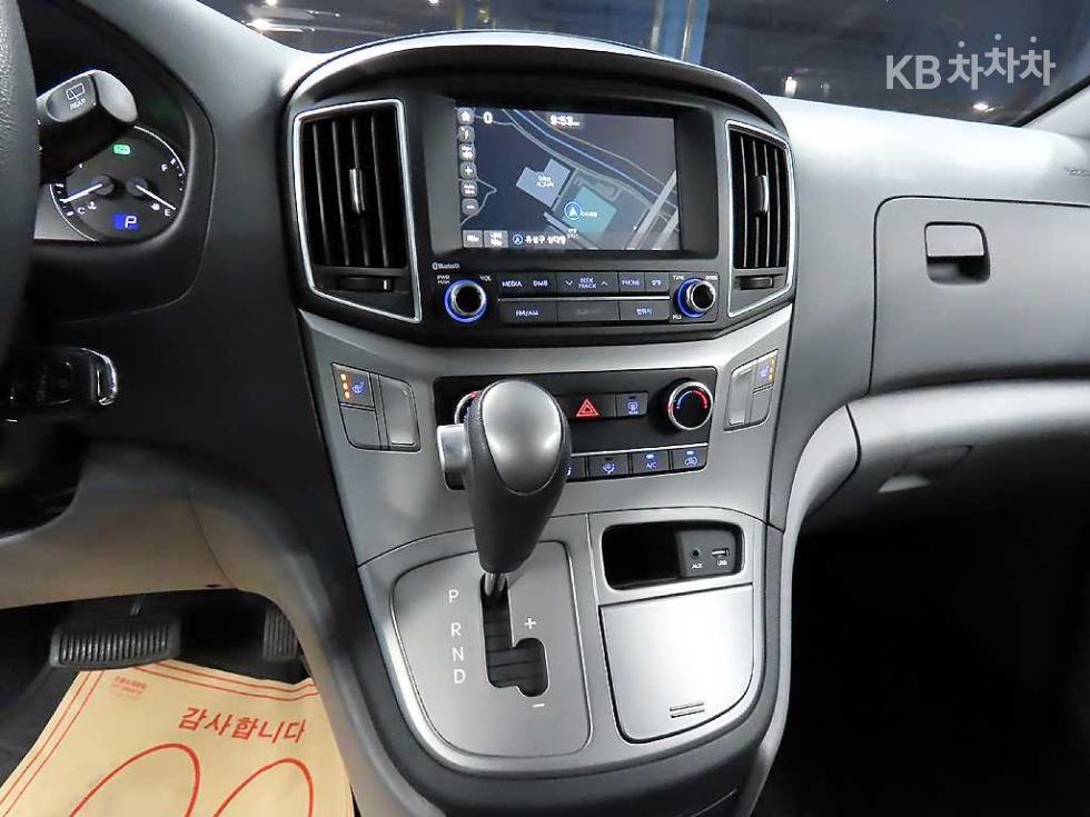 Hyundai Starex — miniaturë 11