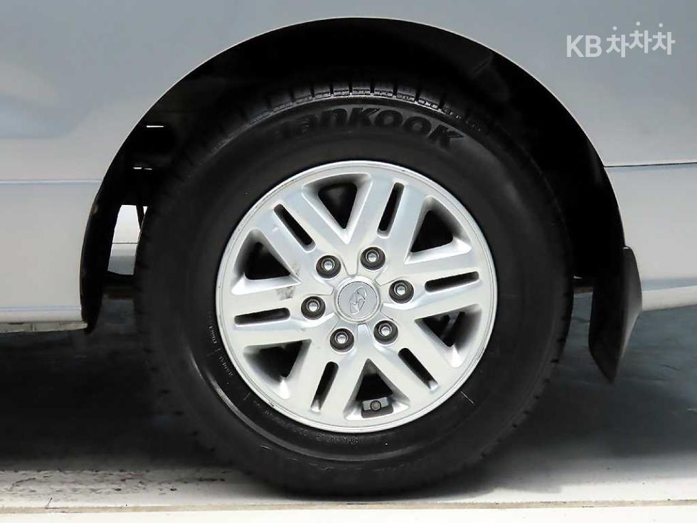 Hyundai Starex — miniaturë 20