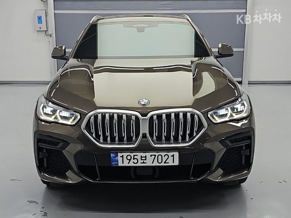 BMW X6, 2023, фотография 2