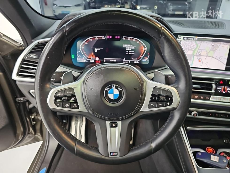 BMW X6, 2023, фотография 9