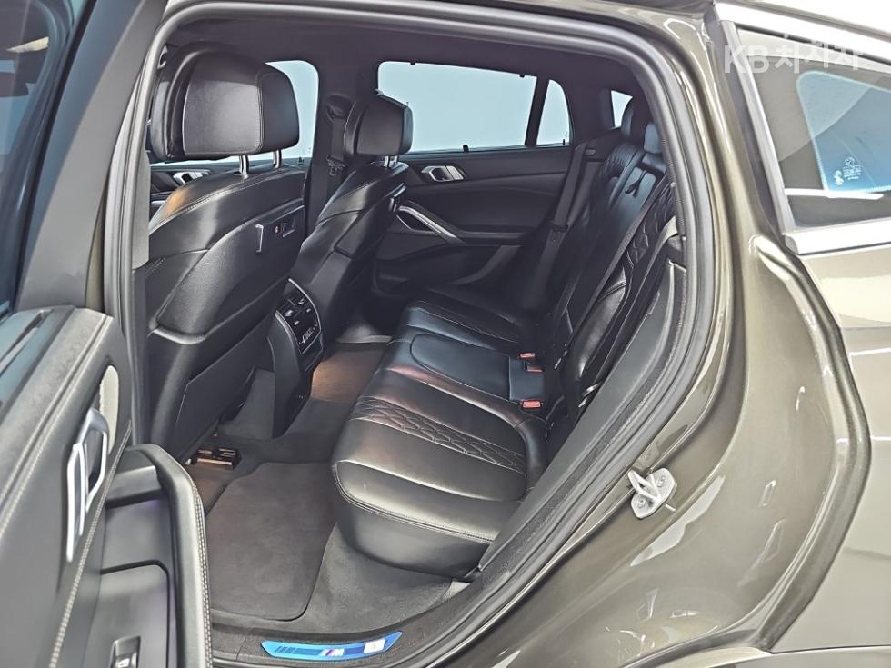 BMW X6, 2023, фотография 12