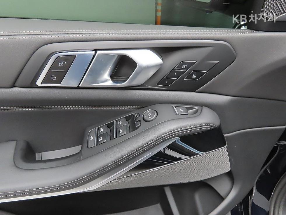 BMW X5 — miniaturë 10