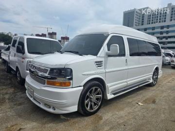 Chevrolet Express 6.0 — foto 1