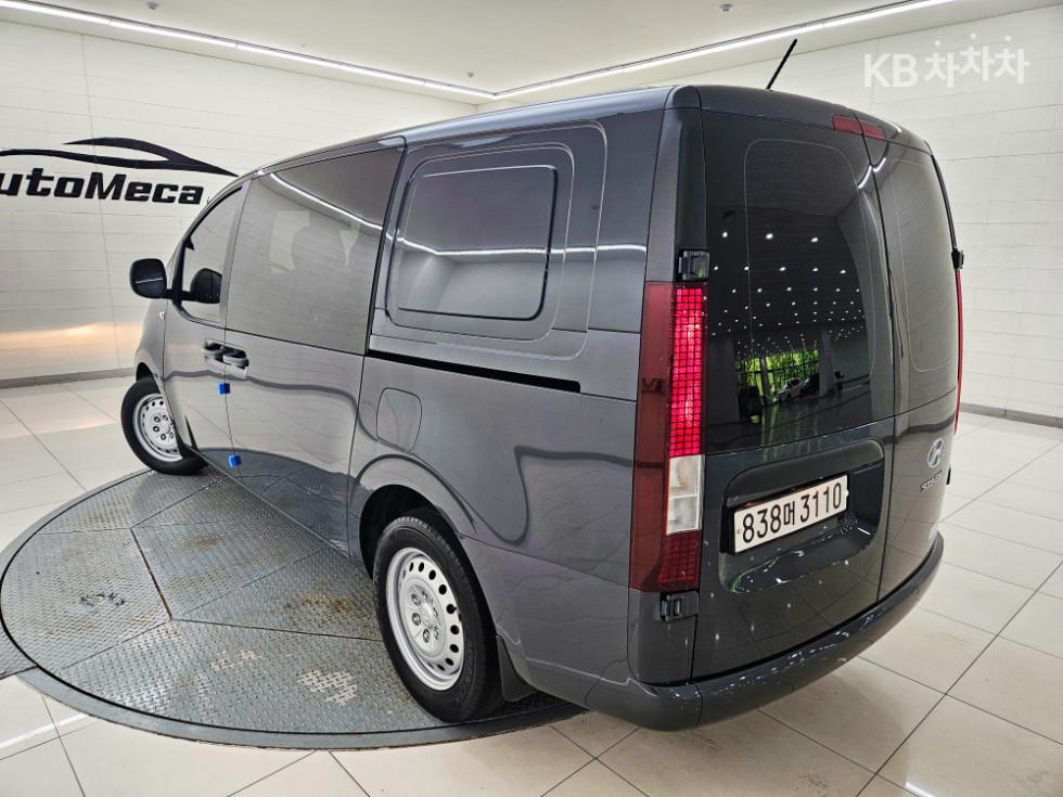 Hyundai Staria — miniaturë 5