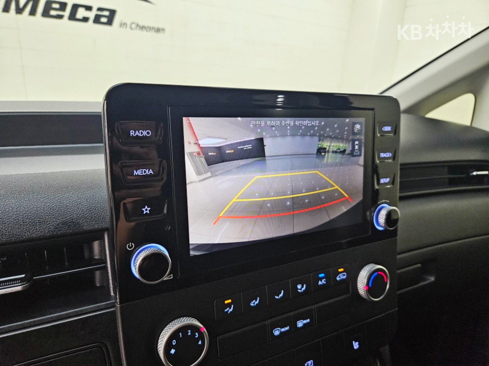 Hyundai Staria — miniaturë 8