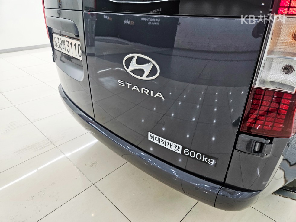 Hyundai Staria — miniaturë 23