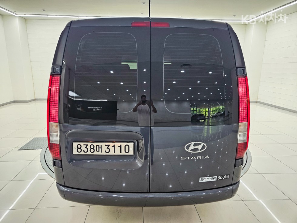 Hyundai Staria — miniaturë 24