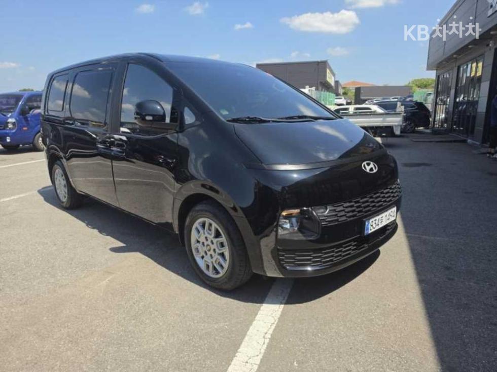 Hyundai Staria — miniaturë 3