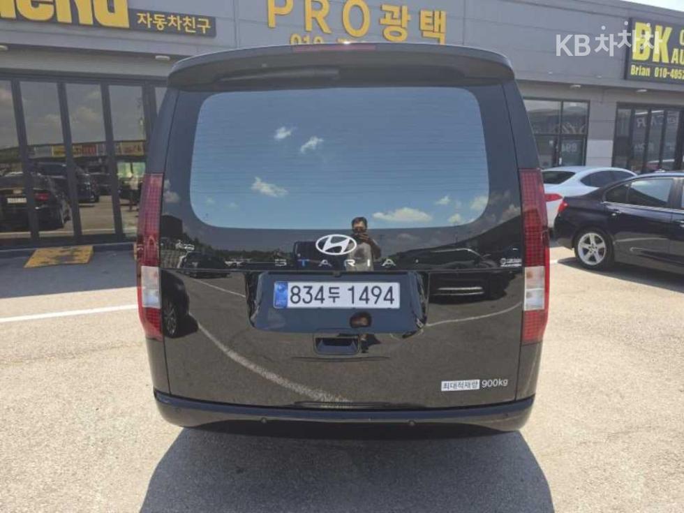 Hyundai Staria — miniaturë 5