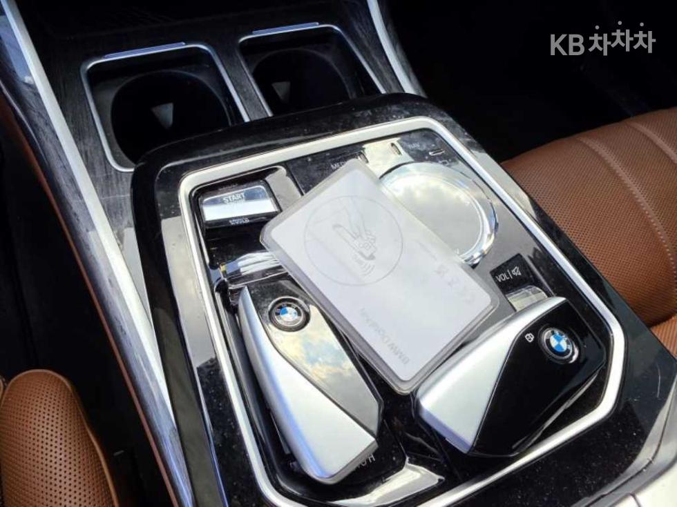 BMW 7er, 2024, фотография 9