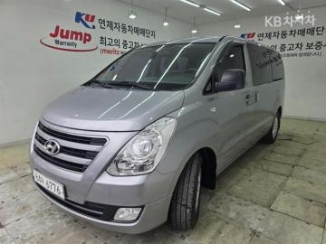 Hyundai Starex 5-Seater VAN Modern — foto 1