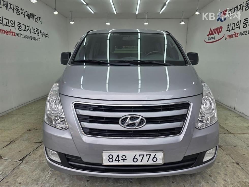 Hyundai Starex — miniaturë 3