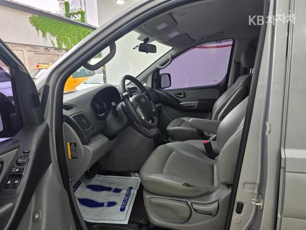 Hyundai Starex — miniaturë 7