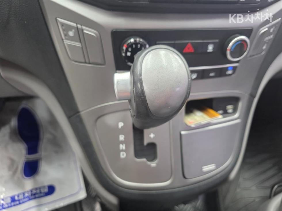 Hyundai Starex — miniaturë 8