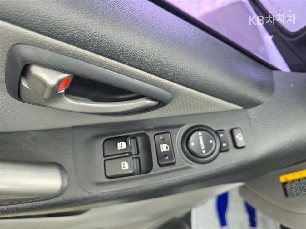 Hyundai Starex — miniaturë 12