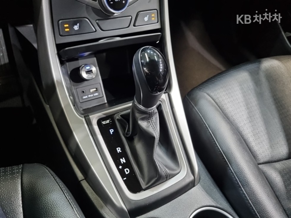 Hyundai Avante — miniaturë 14