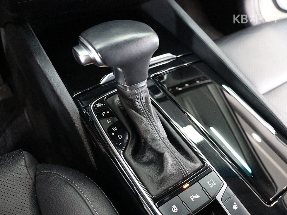 Kia K7 — miniaturë 10