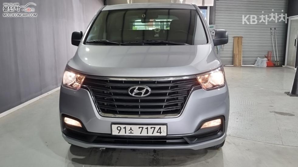 Hyundai Starex — miniaturë 3