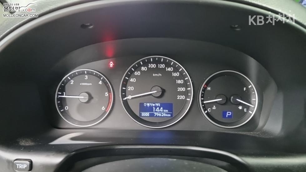 Hyundai Starex — miniaturë 5