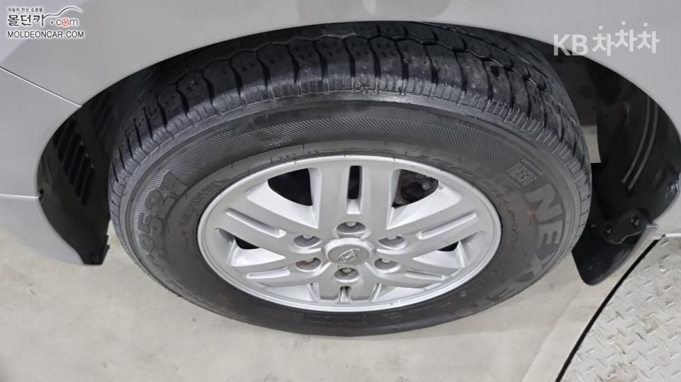 Hyundai Starex — miniaturë 6