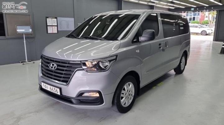 Hyundai Starex van 3  seats  smart — foto 1