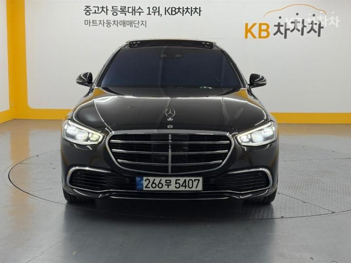 Mercedes-Benz S-klasse — miniaturë 2
