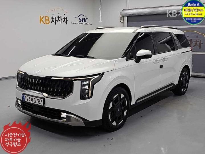 Kia Carnival Gasoline 7-Seater Noblesse — foto 1