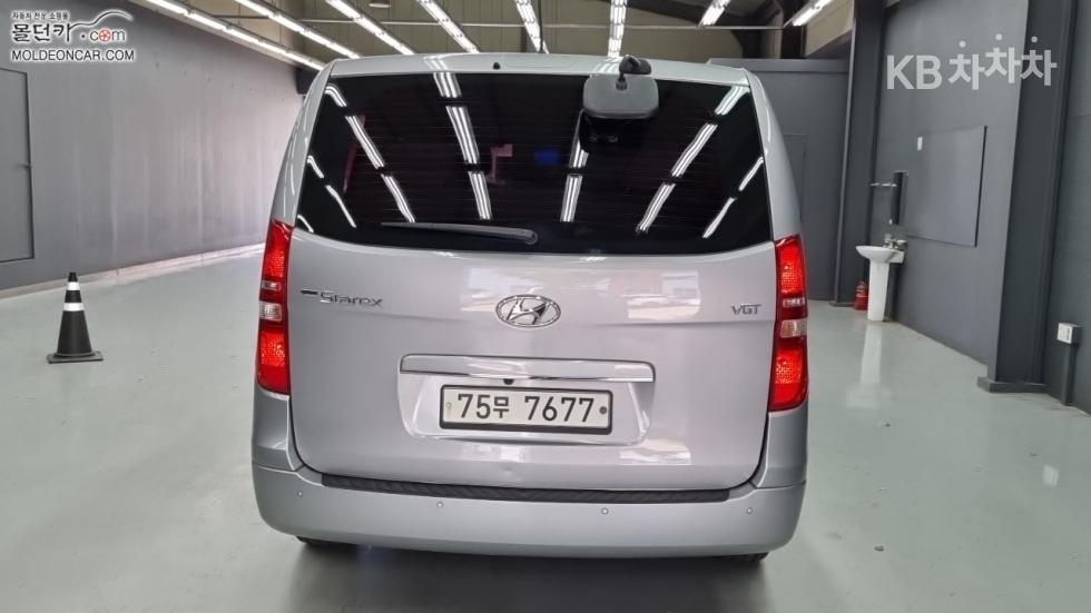Hyundai Starex — miniaturë 4