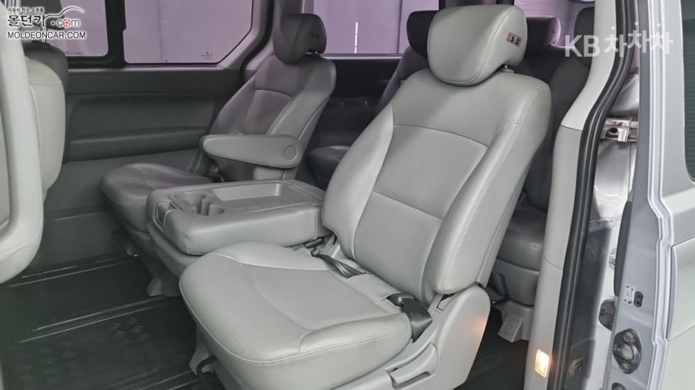 Hyundai Starex — miniaturë 10