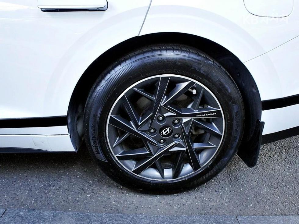 Hyundai Grandeur — miniaturë 20